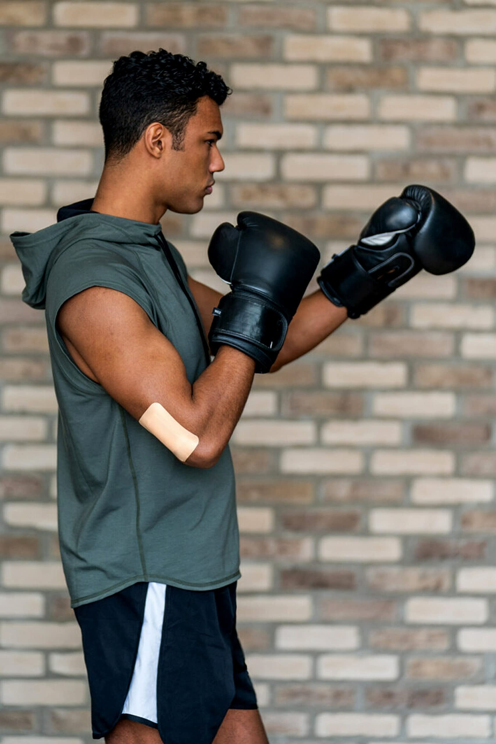 Nexcare Absolute Waterproof Adhesive Gauze Pad, One Size, 4 Count - Image 7