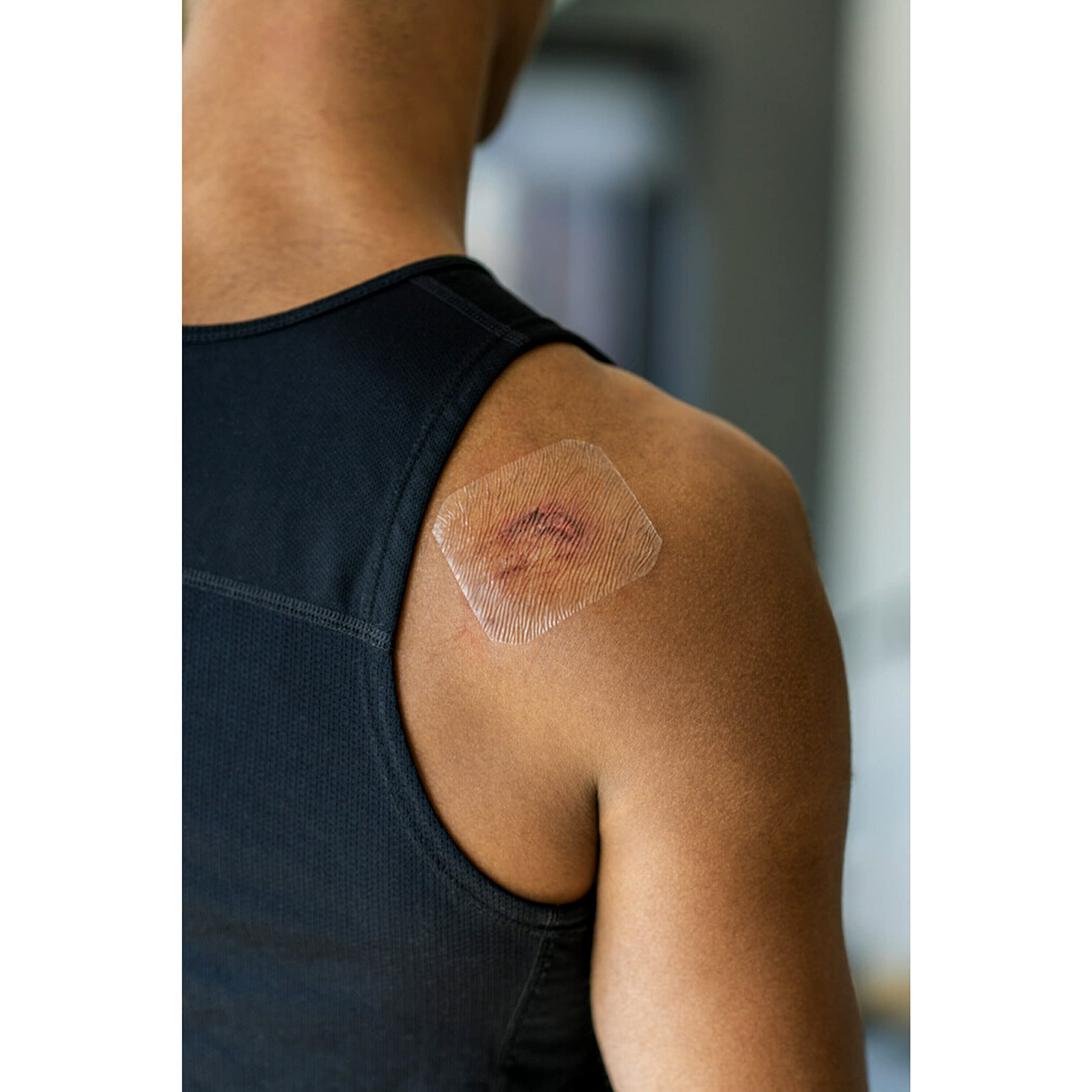 Nexcare Tegaderm Transparent Dressing, Clear Film Lets You See Wounds Heal, Waterproof Dressing Holds Fast for 7 Days - 10 Dressings - Image 11