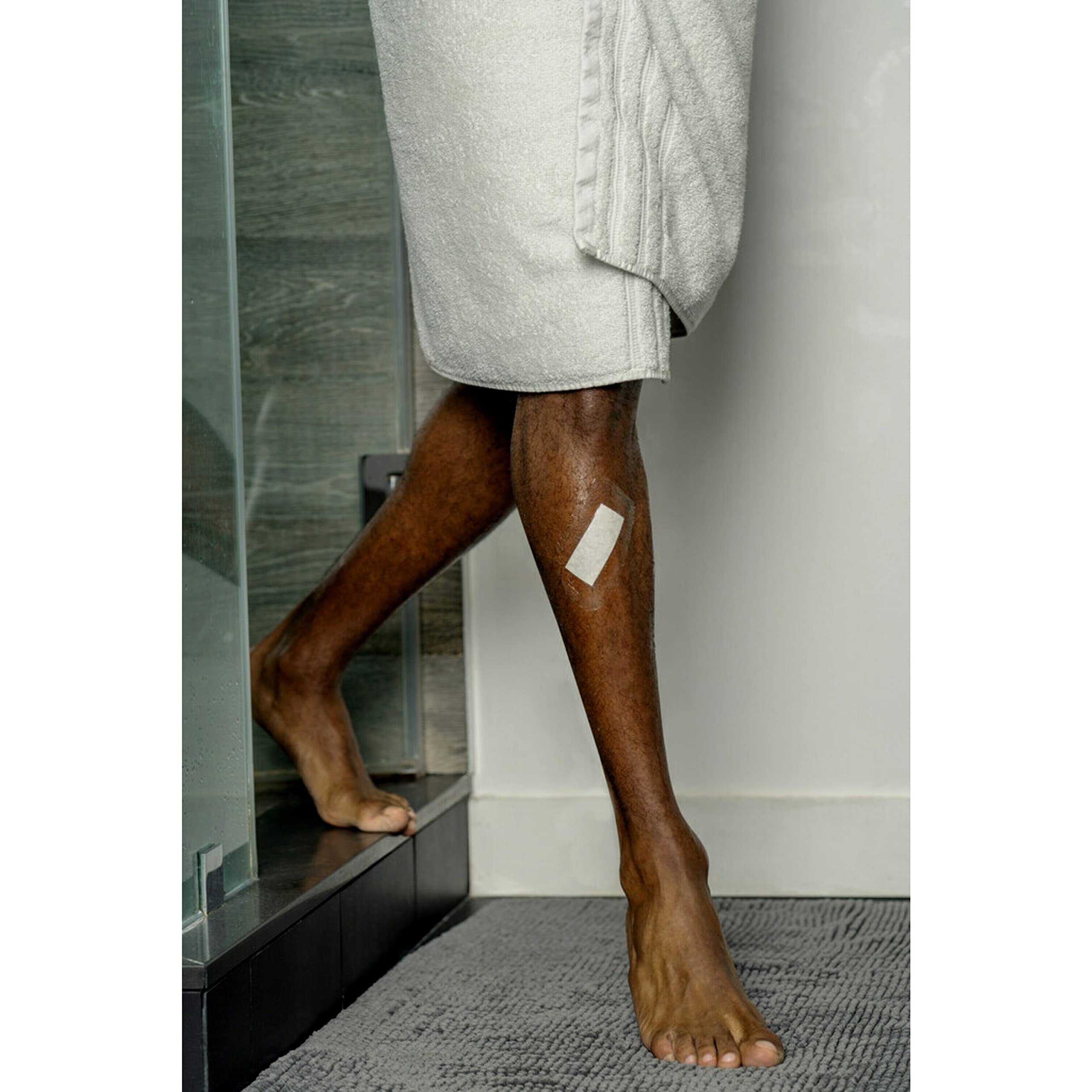 Nexcare Tegaderm Transparent Dressing With Pad, Film With Pad, Absorbent Pad Wicks Fluid And Doesn't Stick To Your Wound, 3.5 x 6 in, 1 Count - Image 9