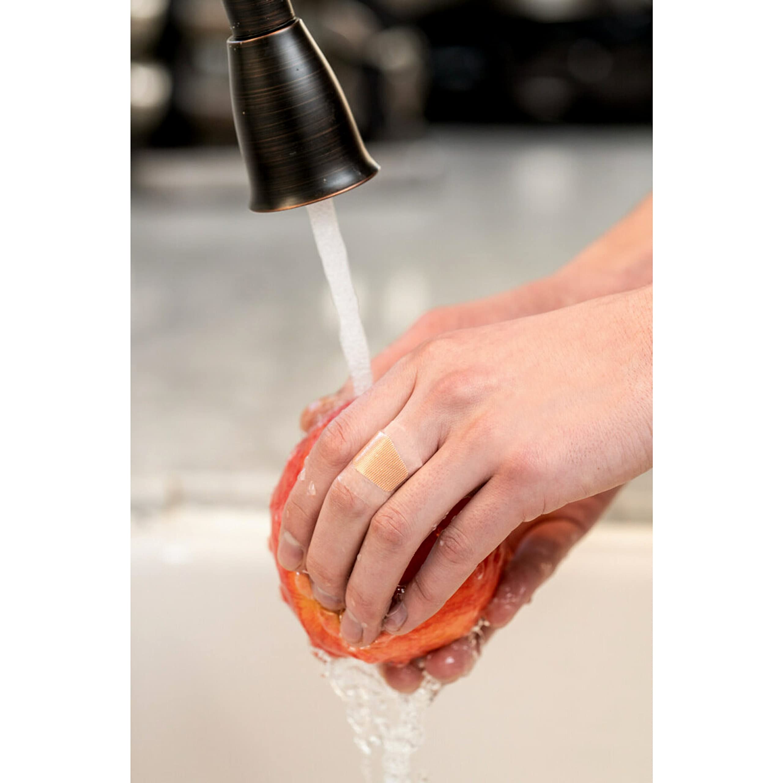 Nexcare Waterproof Clear Bandages, Covers And Protects, Assorted Sizes, 3 Packs, 150 Count - Image 13