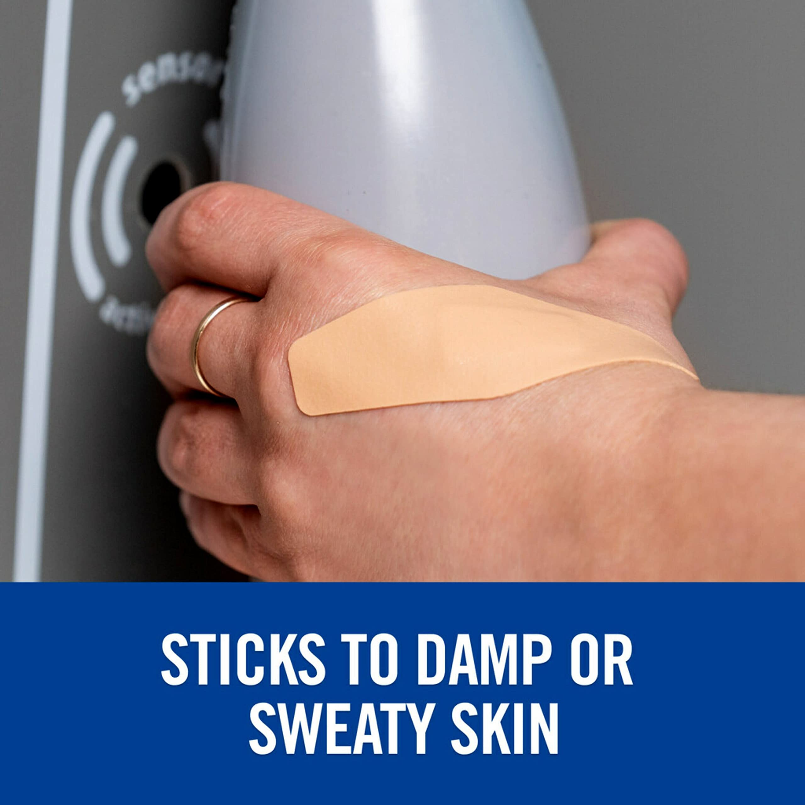 Nexcare Waterproof Cushioned Bandages, Knee & Elbow, 2 x 4 in, 20 Count - Image 3